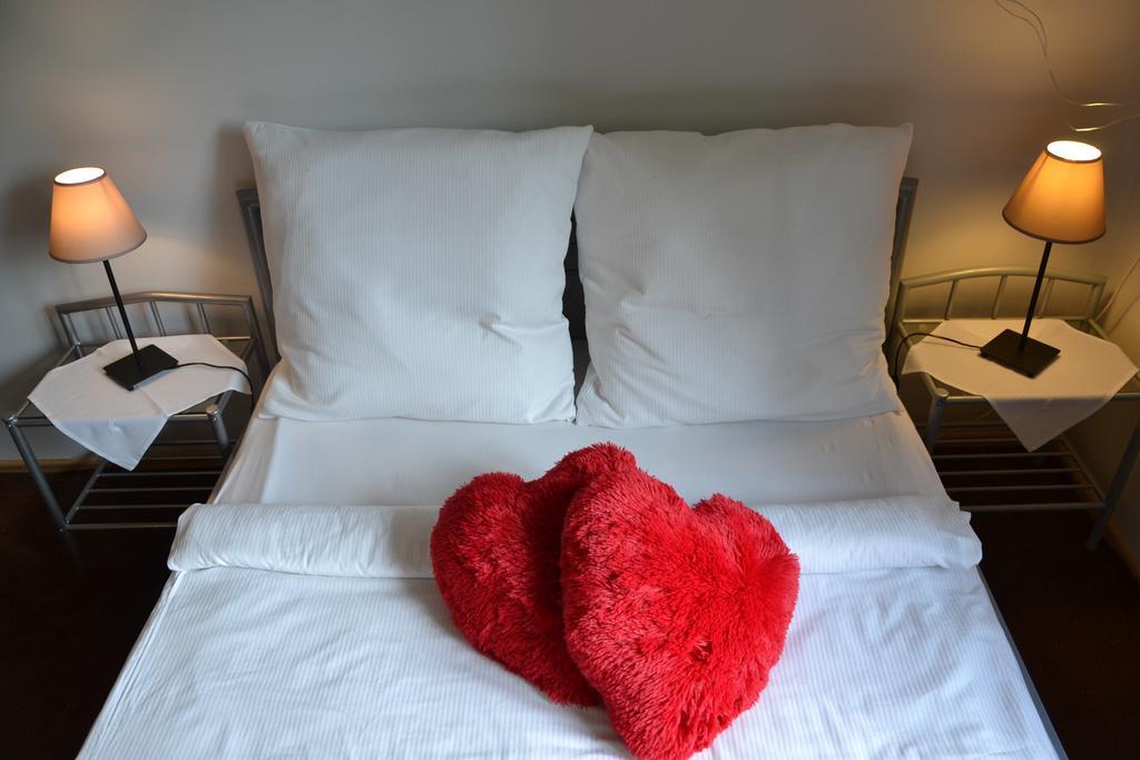 Hostel Ksiezycowy Inowrocław Zimmer foto
